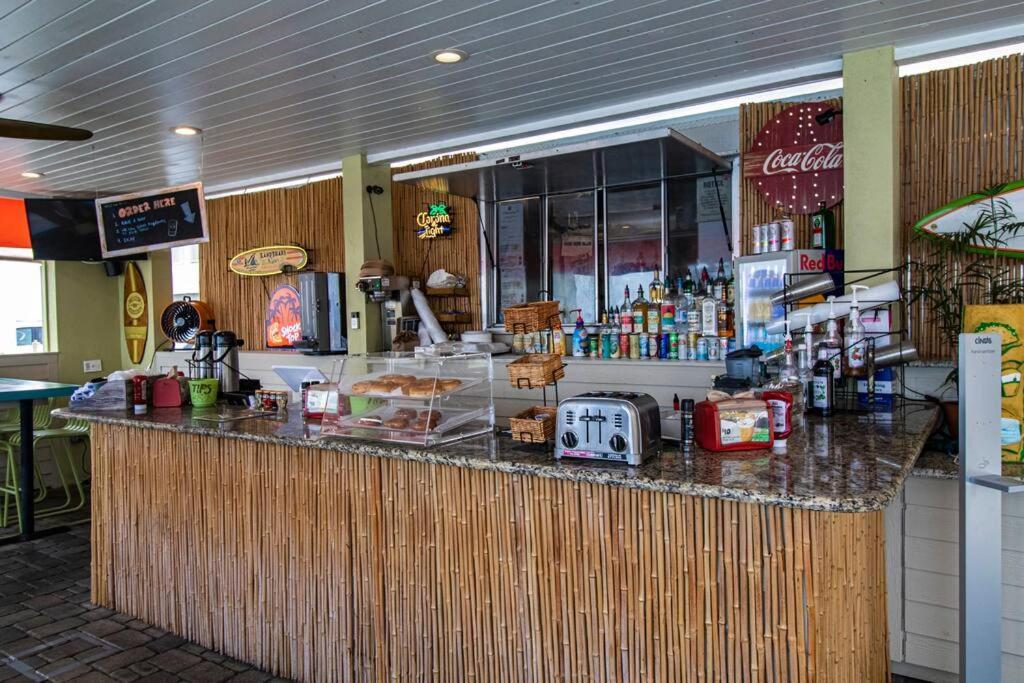 Tropical Serenity-Water View Heated Pool Tiki Bar แทมปา ภายนอก รูปภาพ